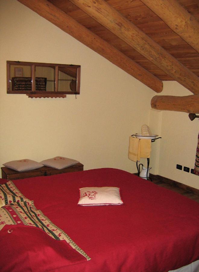 Apartamento Les Chevreuils Arvier Exterior foto