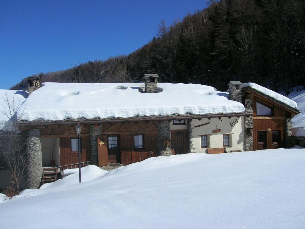 Apartamento Les Chevreuils Arvier Exterior foto